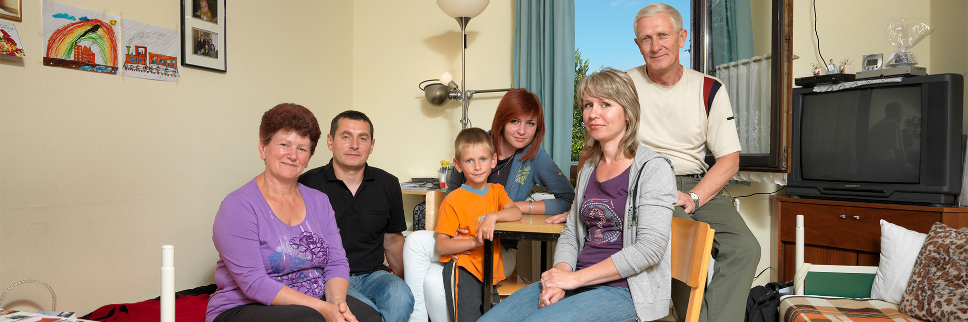 Ethnic German repatriates: Family in her room