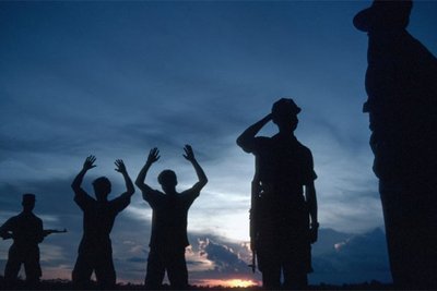 Gefangene in einem bewaffneten Konflikt Gefangene in einem bewaffneten Konflikt