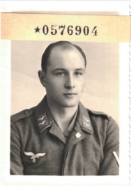 Pilot Walter L. Bild: DRK-Suchdienst 